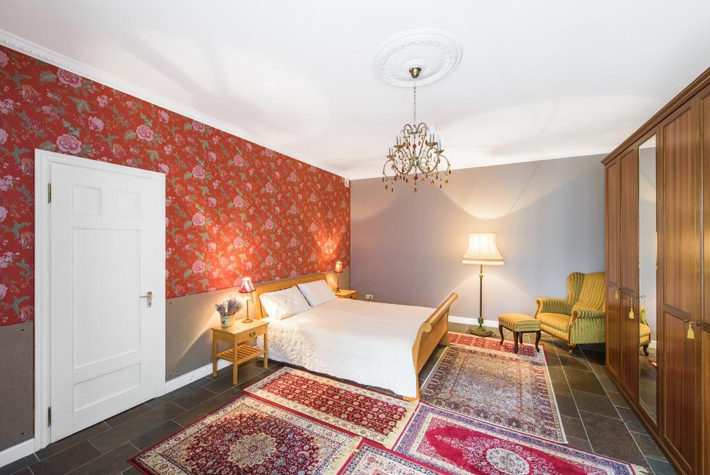 The Secret Garden Boutique B&B Vilnius Ruang foto