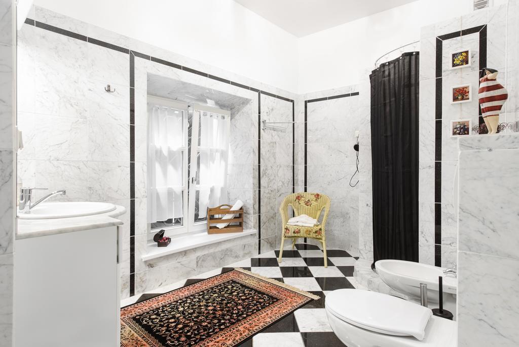 The Secret Garden Boutique B&B Vilnius Ruang foto